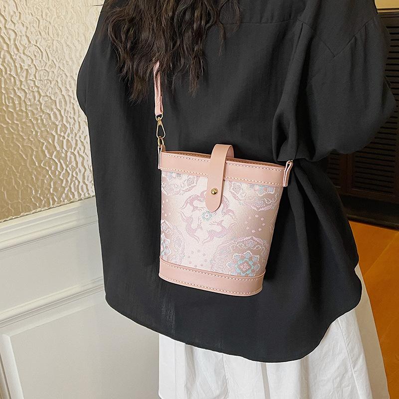 Tas Rajut DIY - Tas Selempang  - Leatherwork Patterns ulasan dan harga